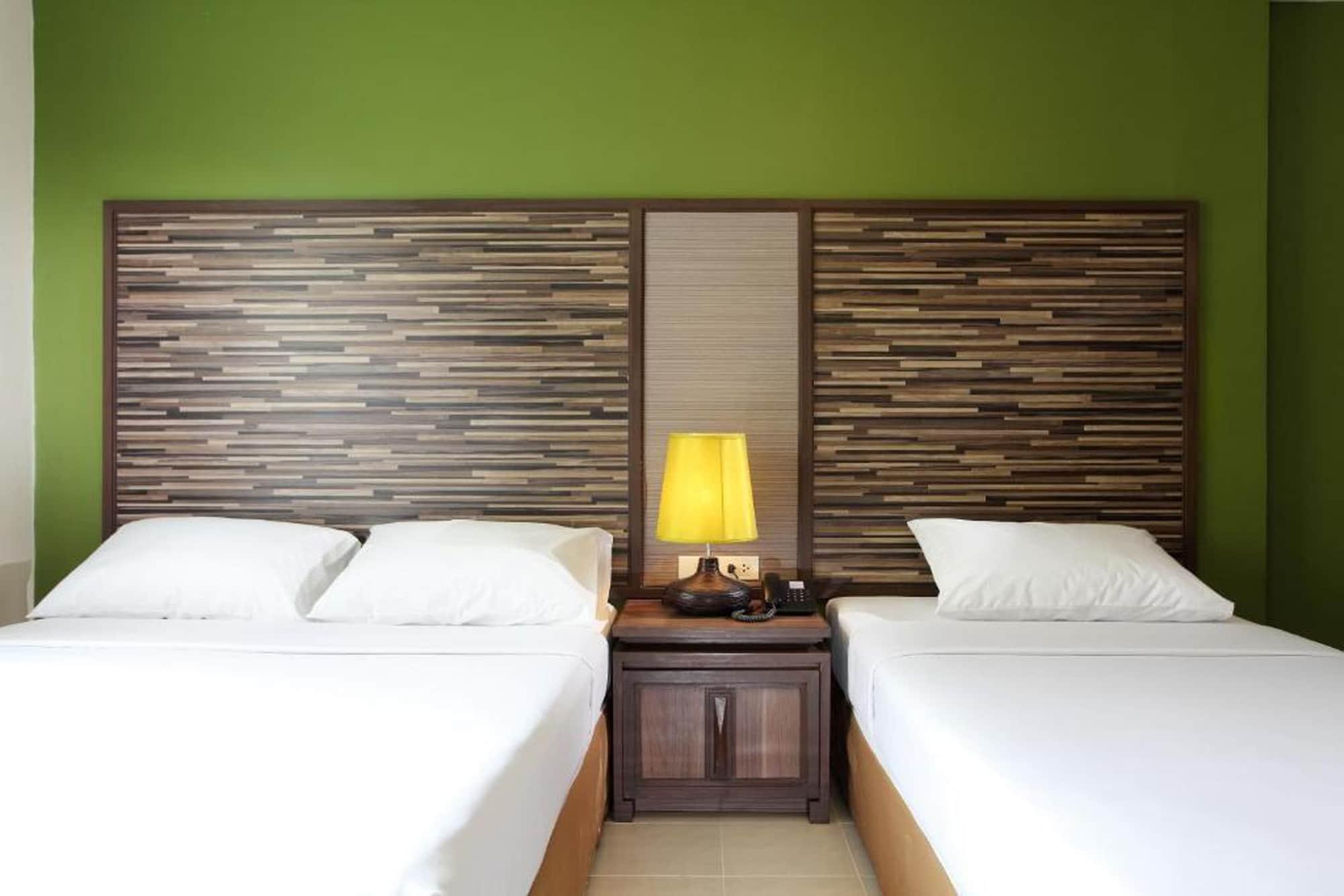 nhà trọ Rambuttri Village Plaza 3*